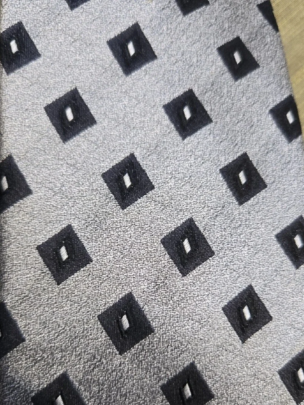 Men's Silver Tie with Black Diamond Motif